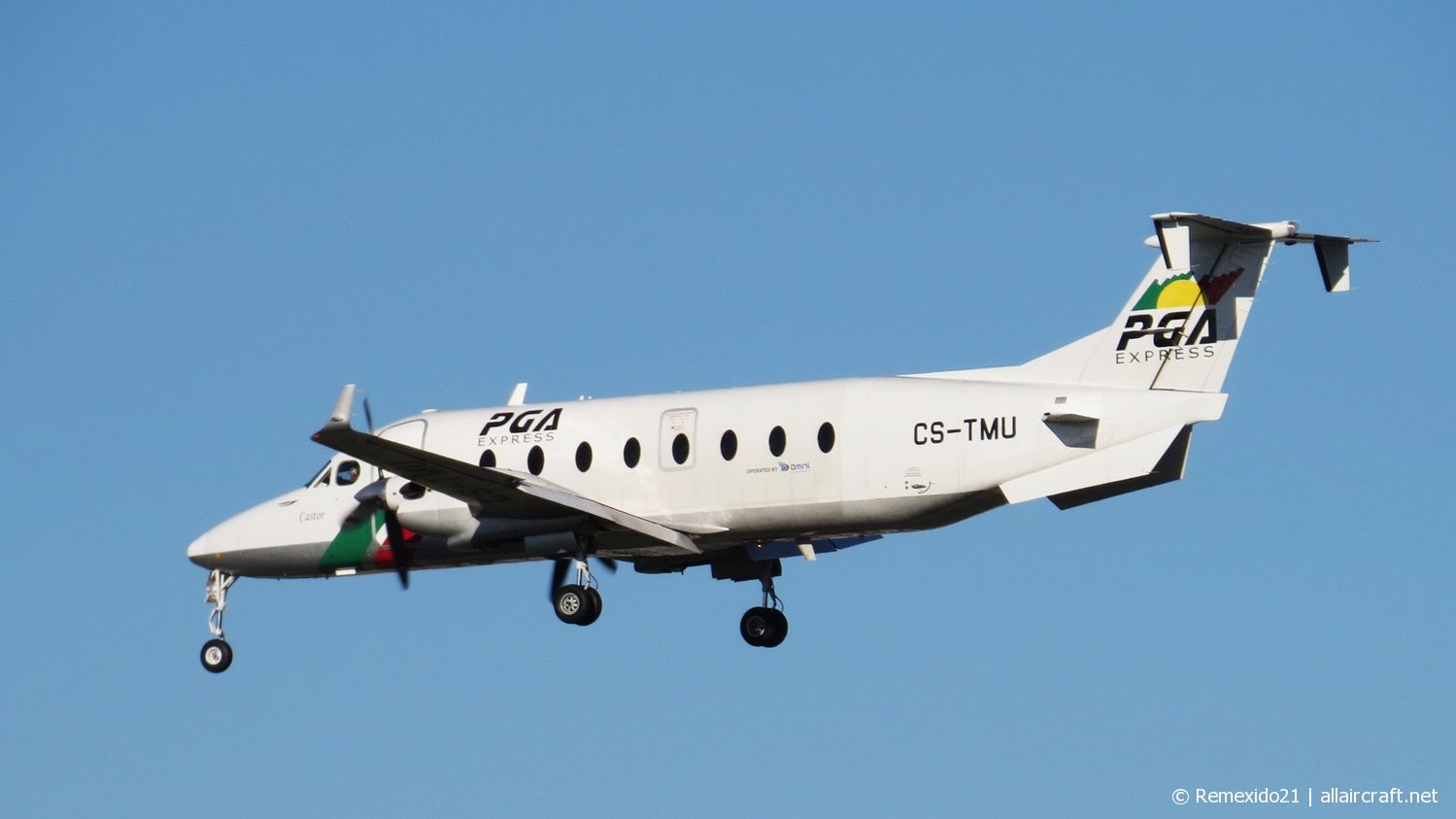 CS-TMU (UE-335) 1998 Beechcraft 1900D