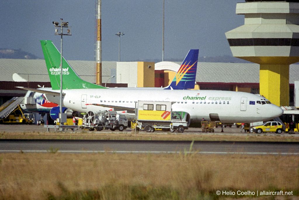 TF-ELP (23522) 1986 Boeing 737-330(QC)