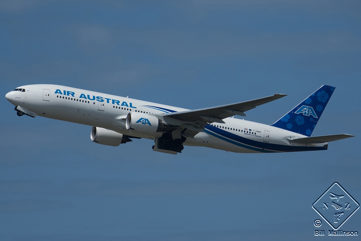 F-OMAY (cn 29402) Boeing 777-2Q8ER