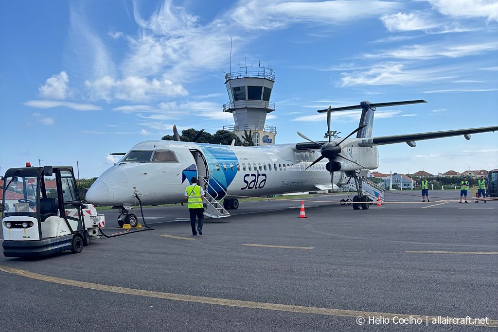 CS-TRF (4297) 2010 Bombardier Dash 8-Q402