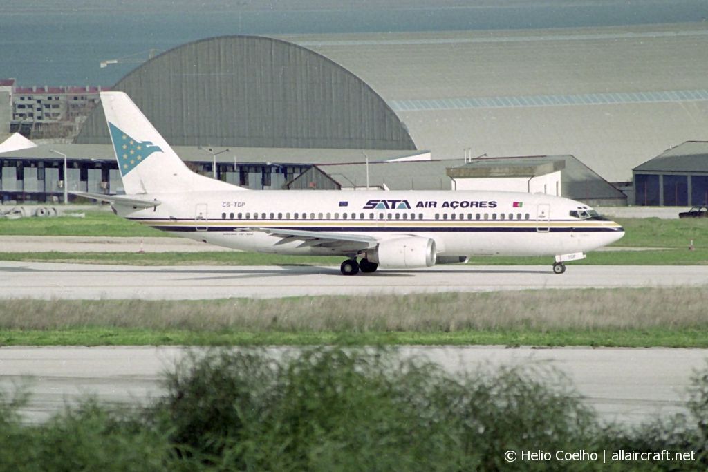 CS-TGP (24131) 1988 Boeing 737-3Q8