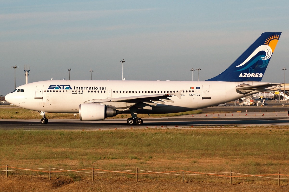 CS-TGV (651) 1992 Airbus A310-304