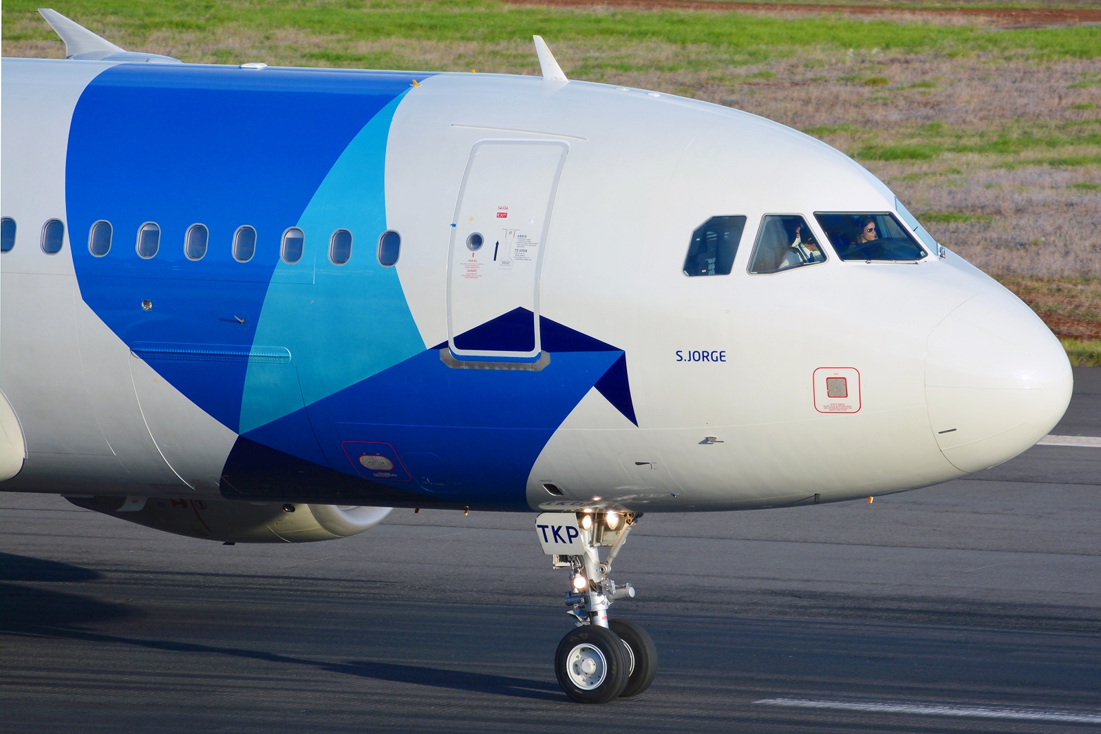 CS-TKP (2011) 2003 Airbus A320-214