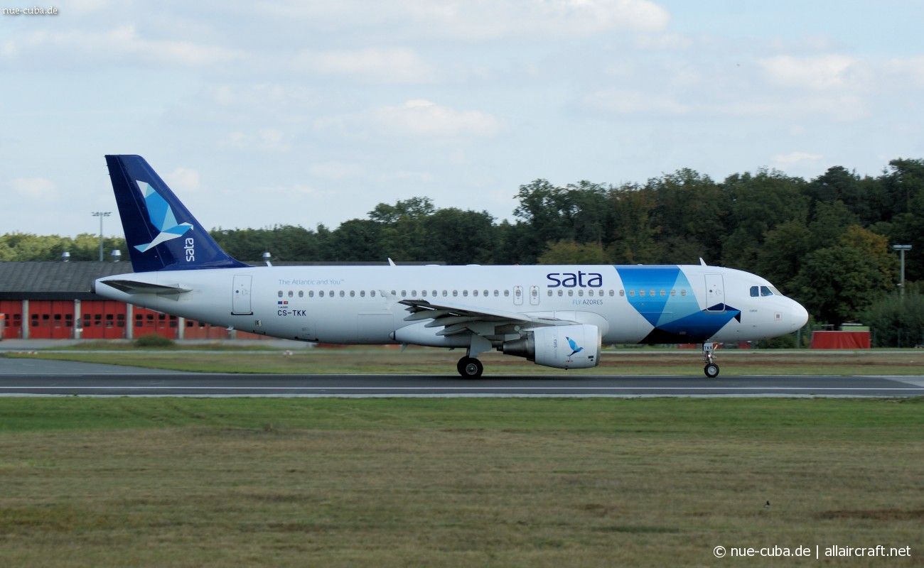 CS-TKK (2390) 2005 Airbus A320-214
