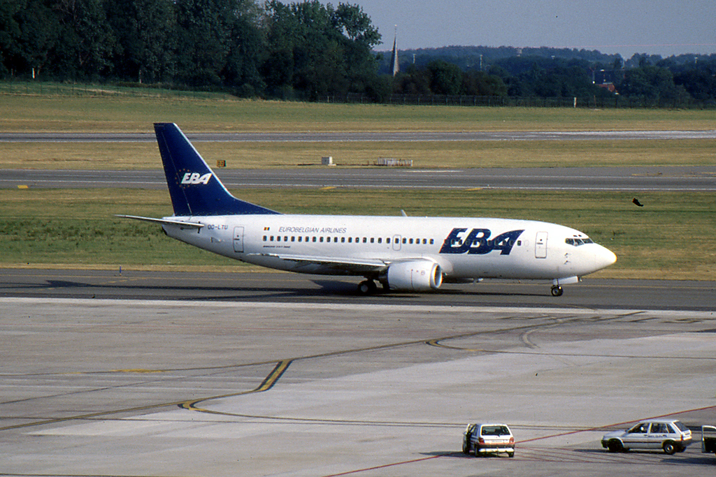 OO-LTU (27455) Boeing 737-33A