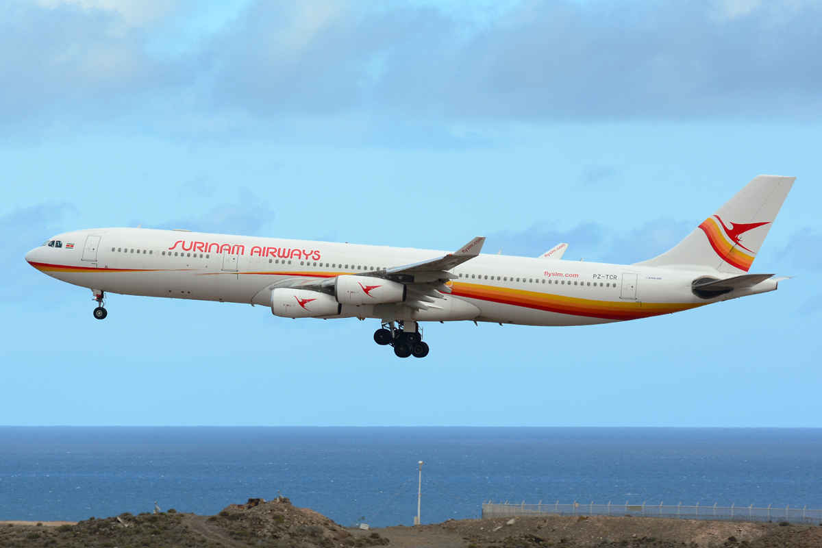 PZ-TCR (242) 1998 Airbus A340-313