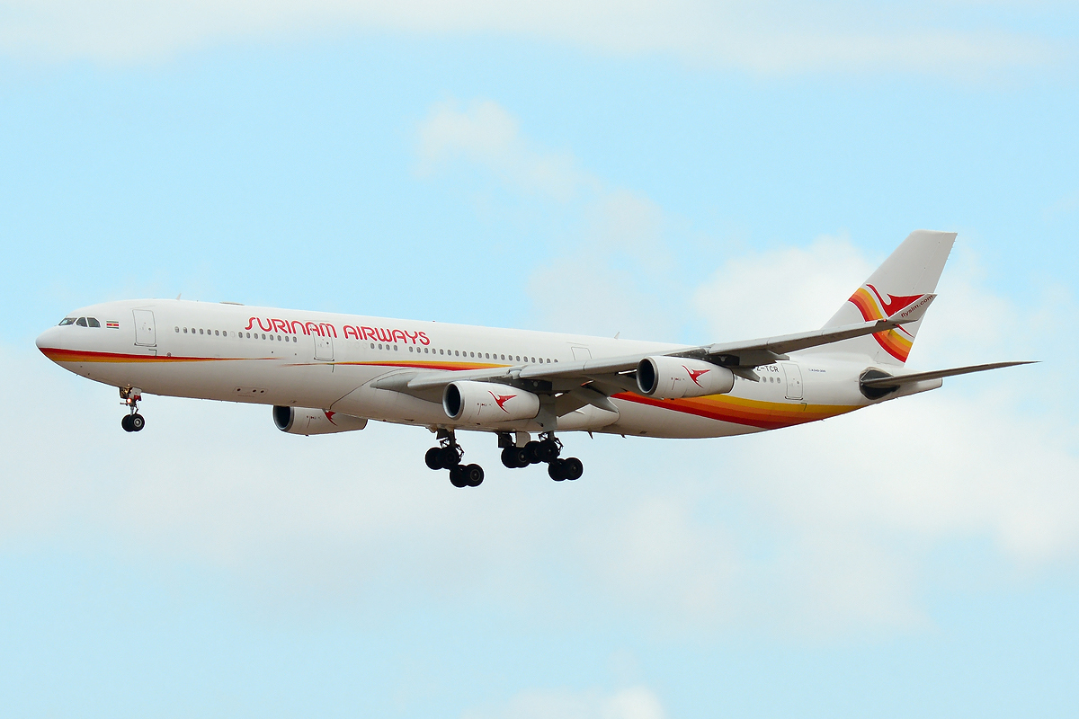 PZ-TCR (242) 1998 Airbus A340-313