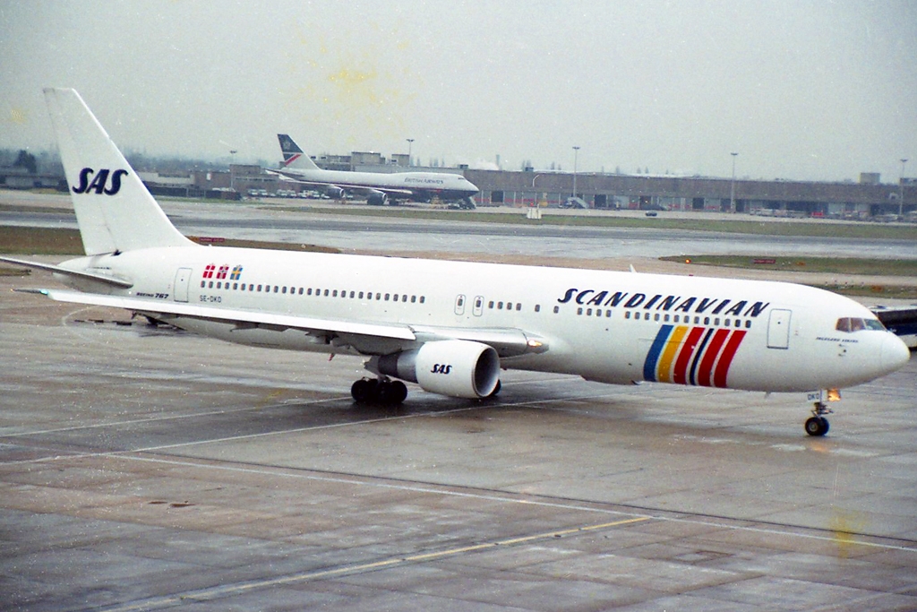 SE-DKO (24318) 1989 Boeing 767-383(ER)