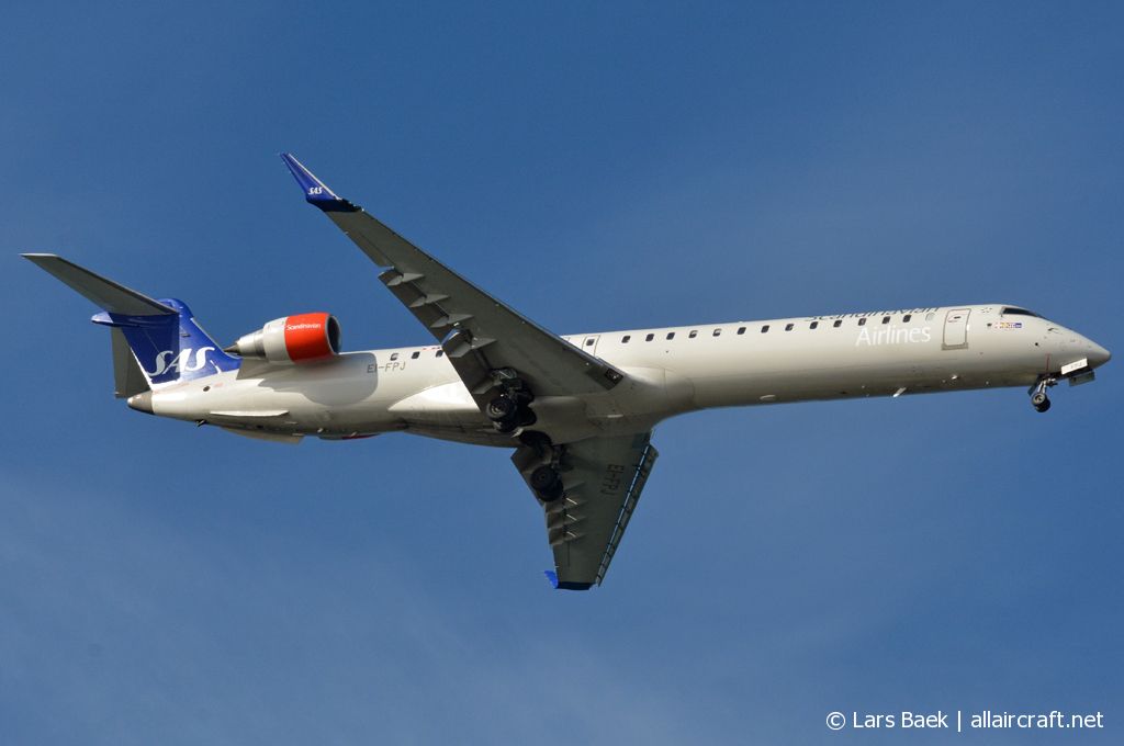 EI-FPJ (15426) 2016 Bombardier CRJ-900LR