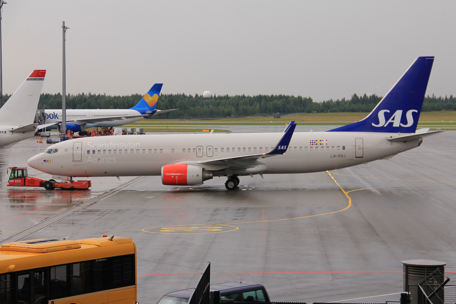 LN-RRJ (34547) 2009 Boeing 737-883(WL)
