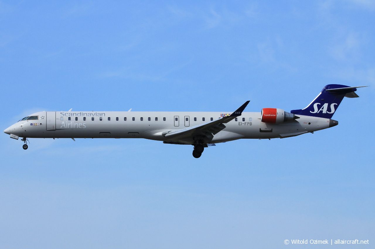 EI-FPB (15399) 2016 Bombardier CRJ-900LR
