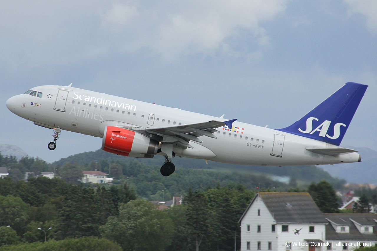 OY-KBT (3292) 2007 Airbus A319-131