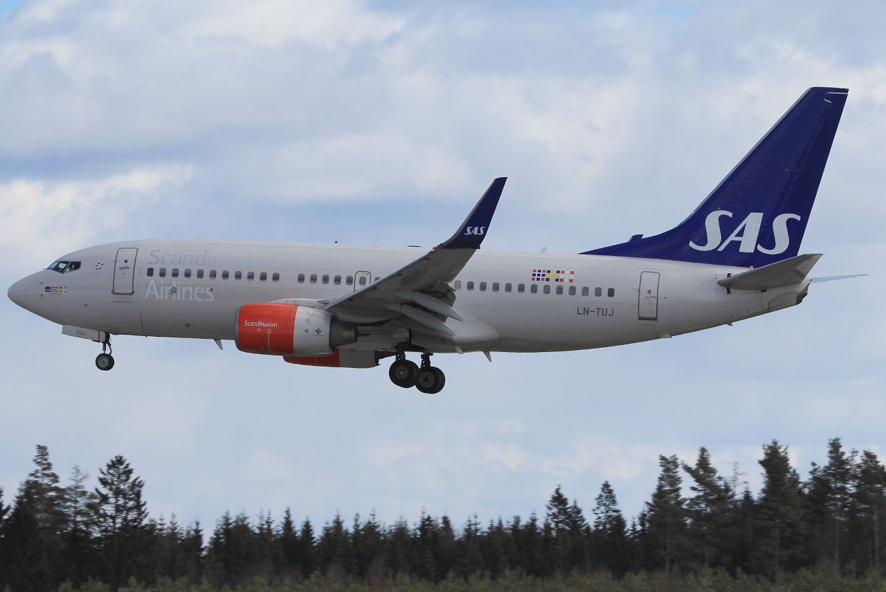 LN-TUJ, (cn 29095), Boeing 737-705