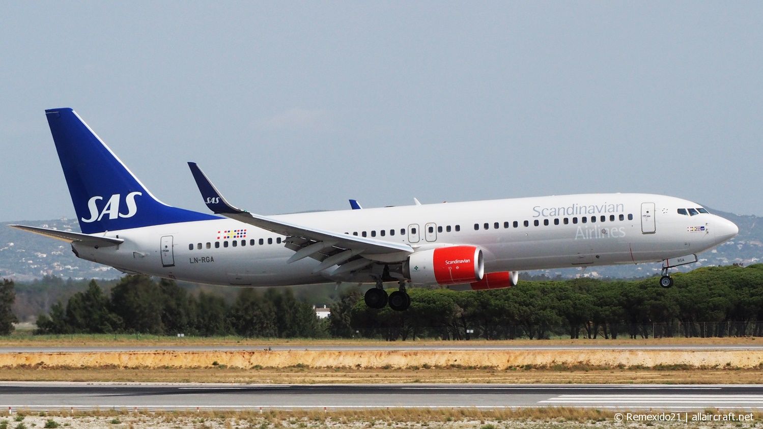 LN-RGA (39397) 2012 Boeing 737-86N(WL)