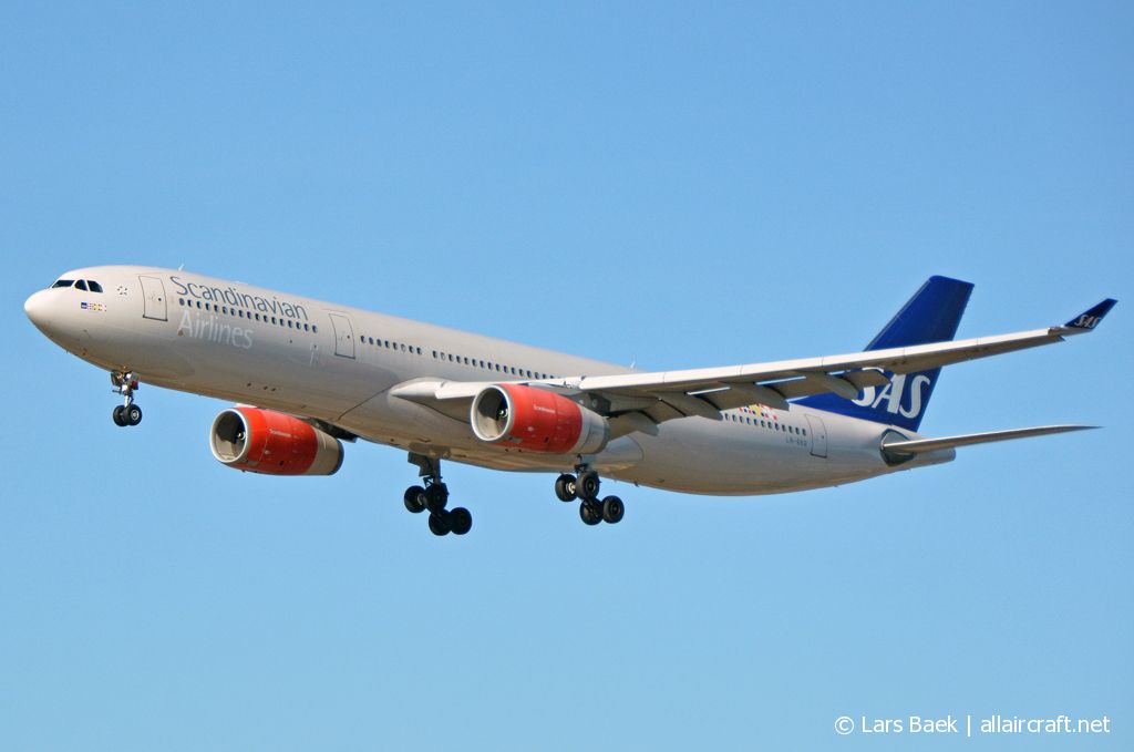 LN-RKR (1660) 2015 Airbus A330-343