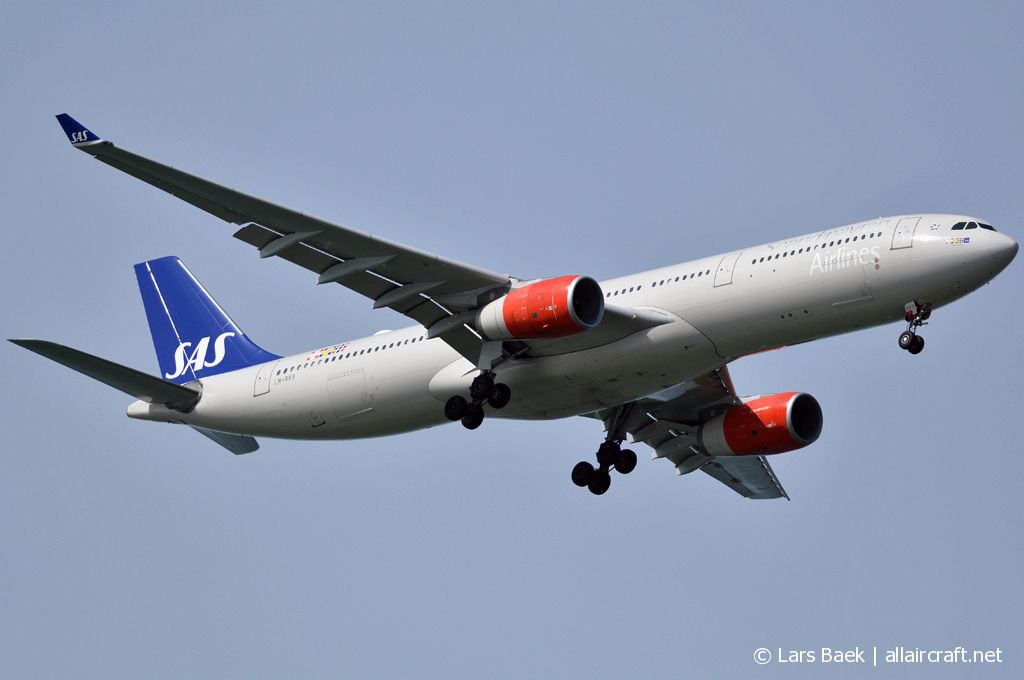 LN-RKS (1665) 2015 Airbus A330-343