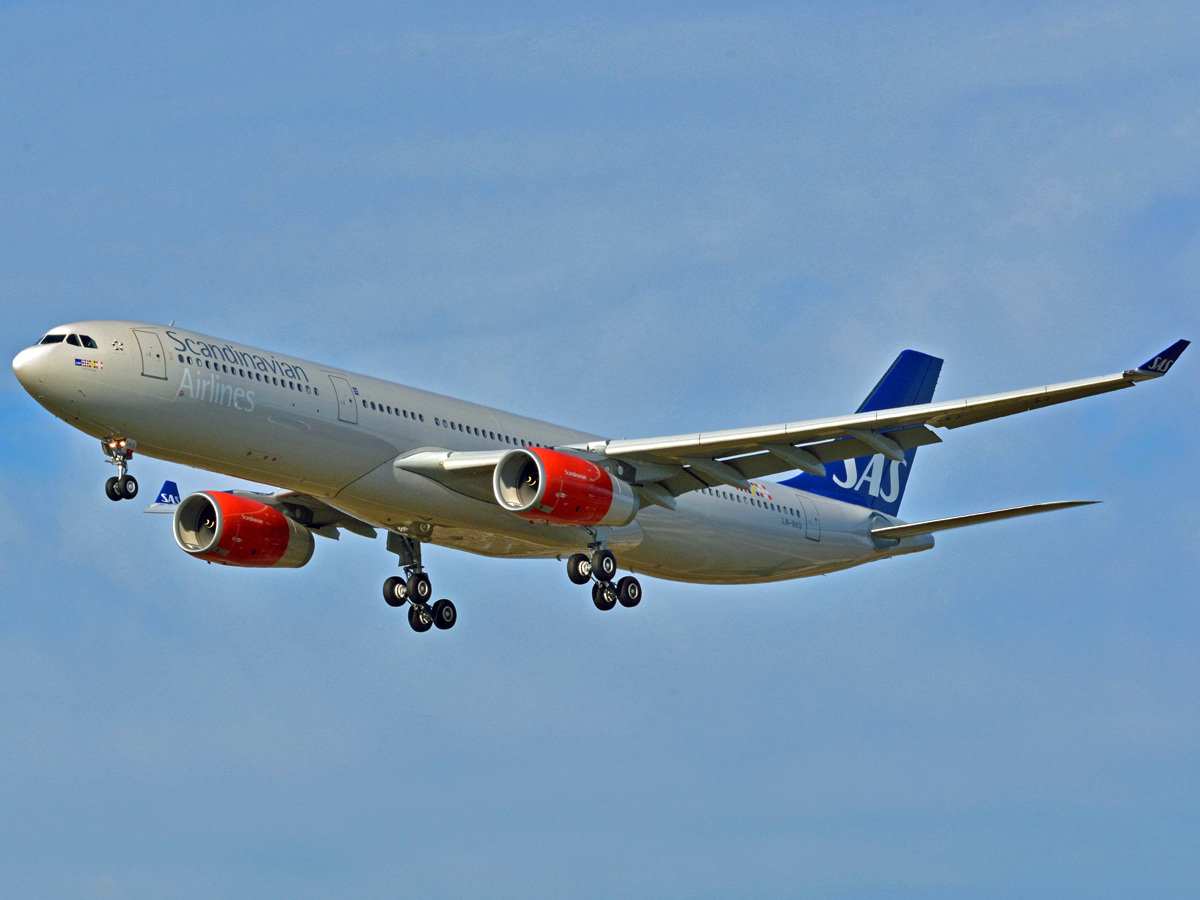 LN-RKS (1665) 2015 Airbus A330-343