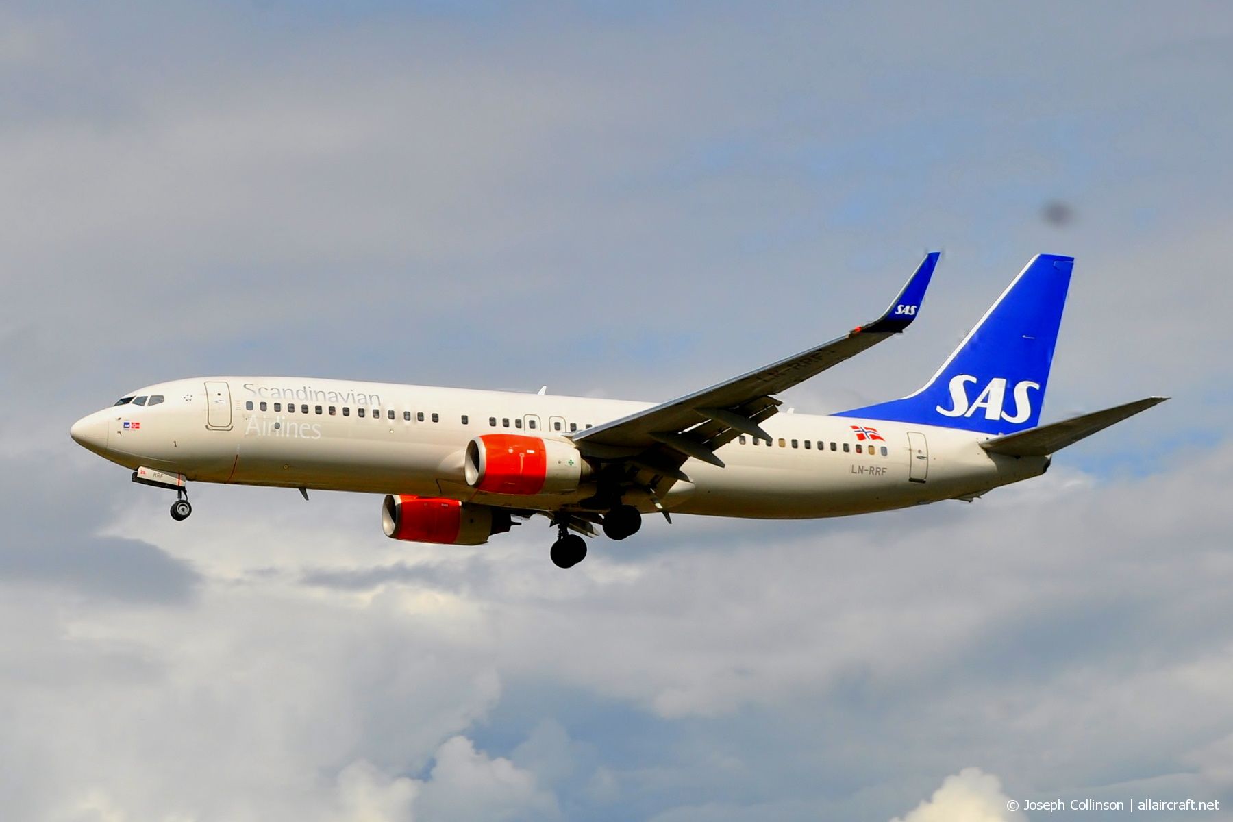 LN-RRF (35707) 2008 Boeing 737-85P(WL)