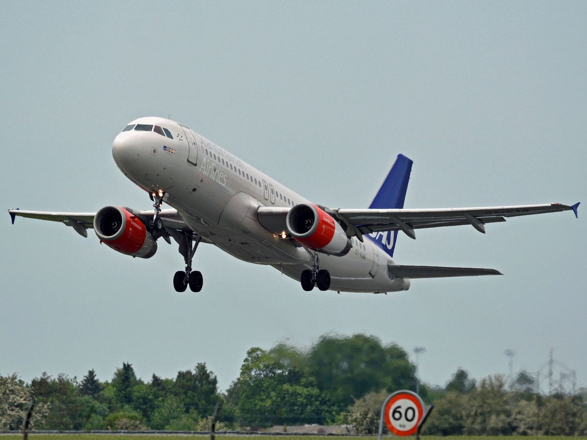 OY-KAN (2958) 2006 Airbus A320-232