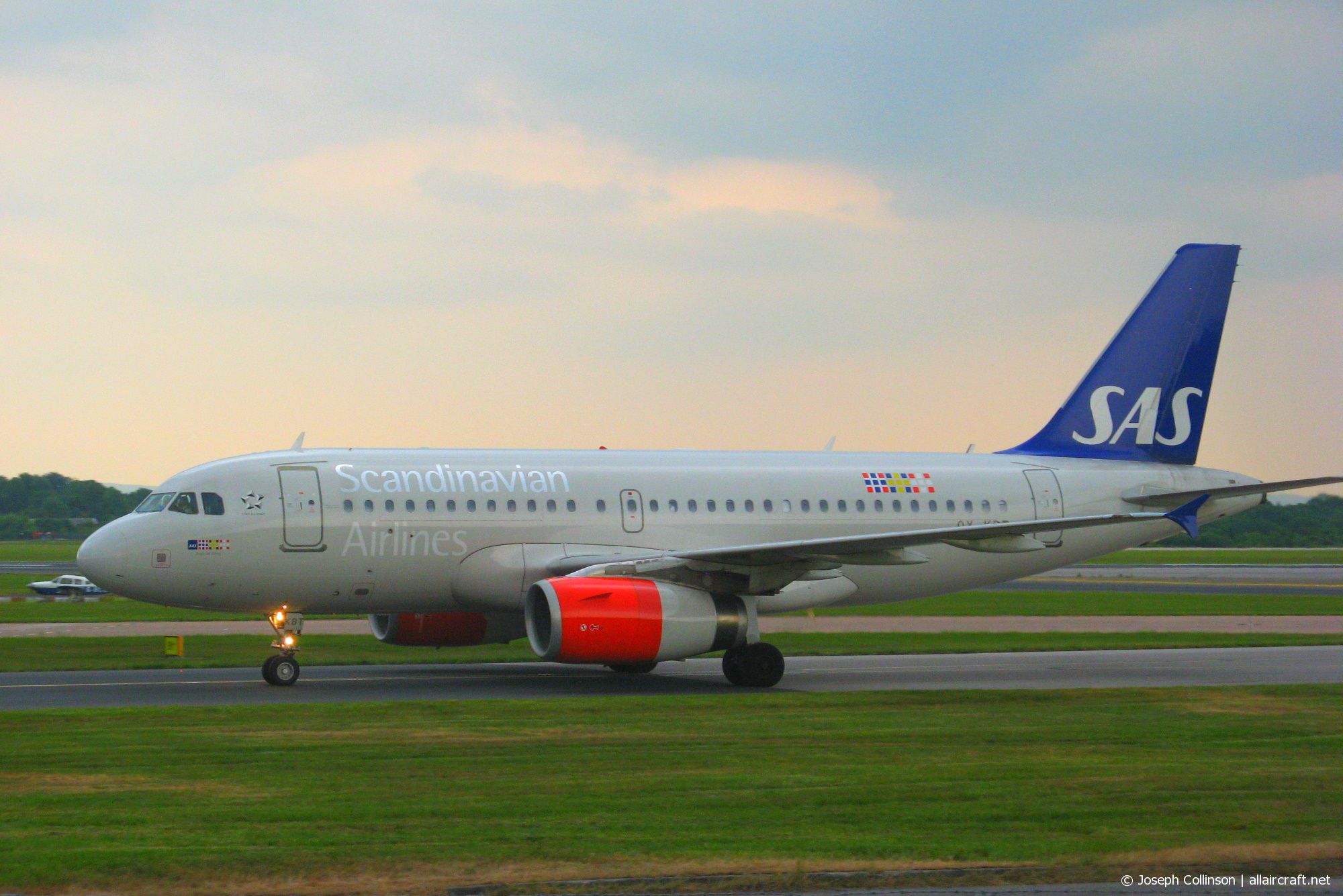 OY-KBT (3292) 2007 Airbus A319-131