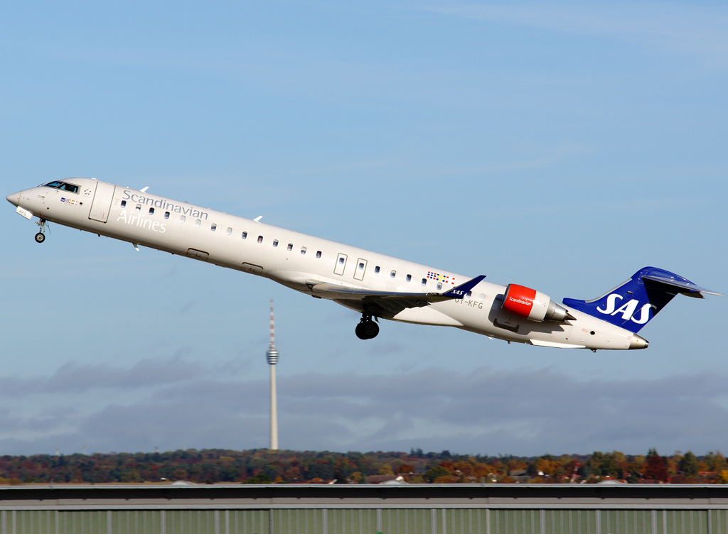 OY-KFG (cn 15237) Bombardier CRJ-900