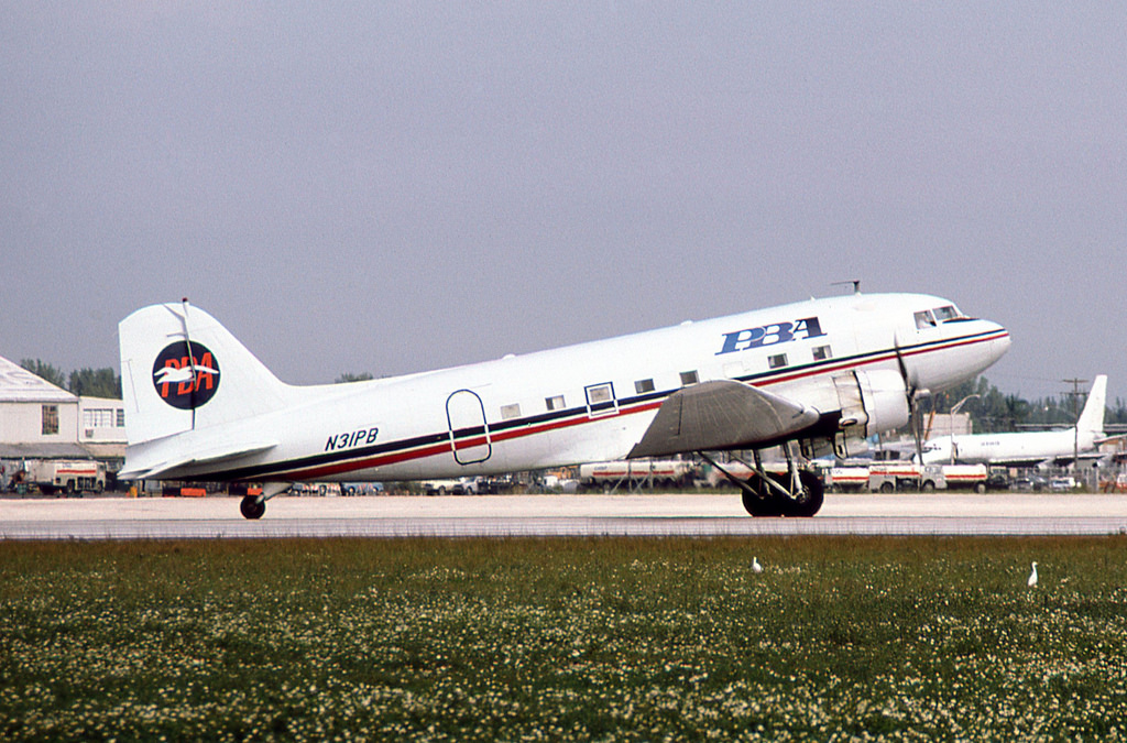 N31PB (2201) 1940 Douglas DC-3A-S1C3G