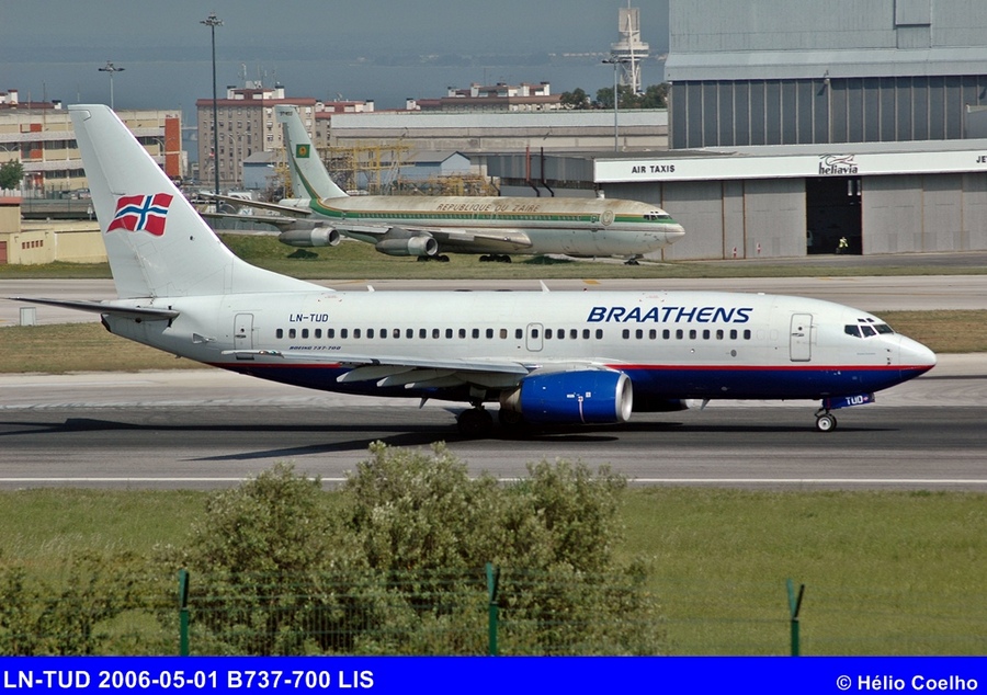 LN-TUD (28217) 1998 Boeing 737-705