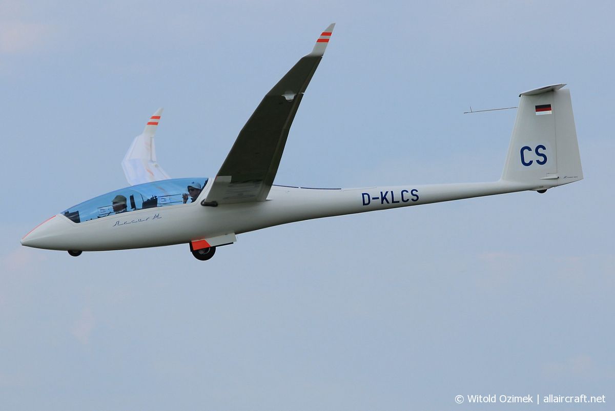 D-KLCS ( 34 ) Schempp-Hirth Arcus M