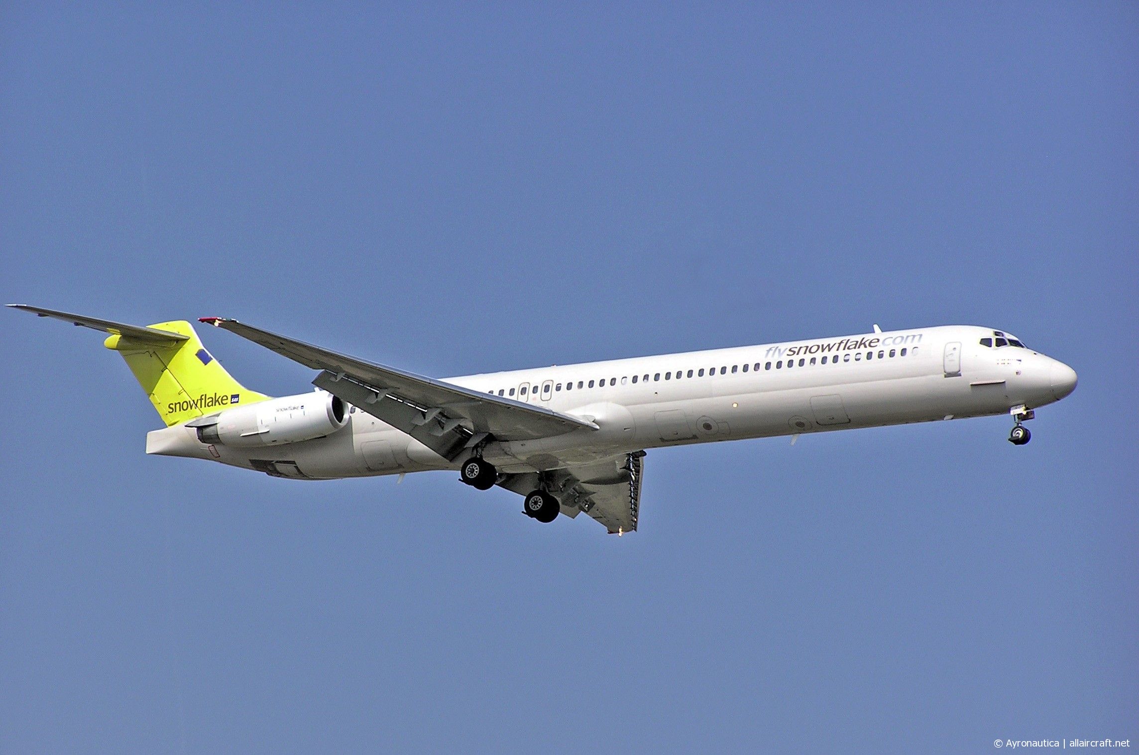 LN-ROS (49421) 1986 McDonnell Douglas MD-82