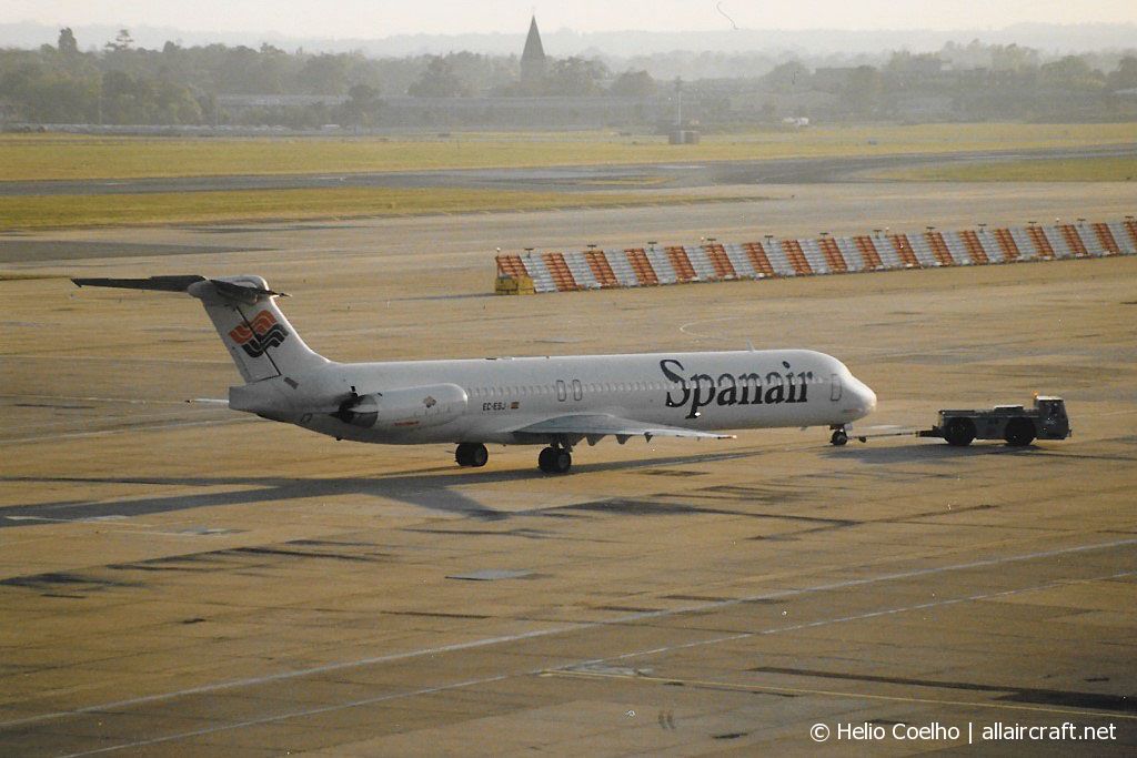 EC-ESJ (49790) 1989 McDonnell Douglas MD-83