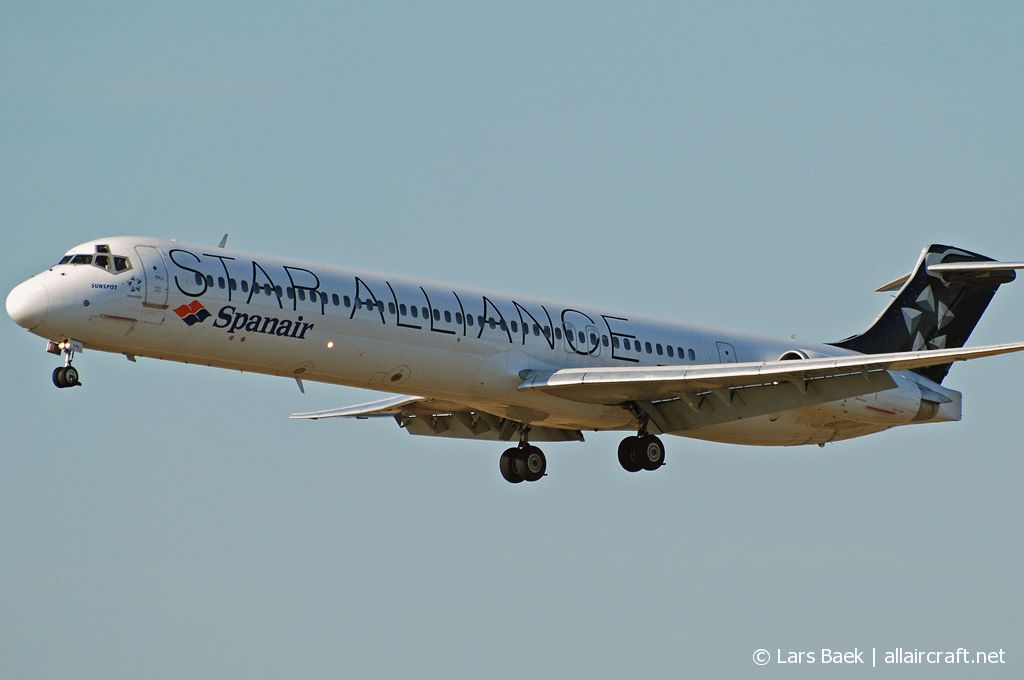 EC-GVO (cn 49642) McDonnell Douglas MD-83