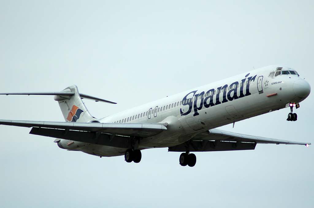 EC-HGA (cn 53052) McDonnell Douglas MD-83