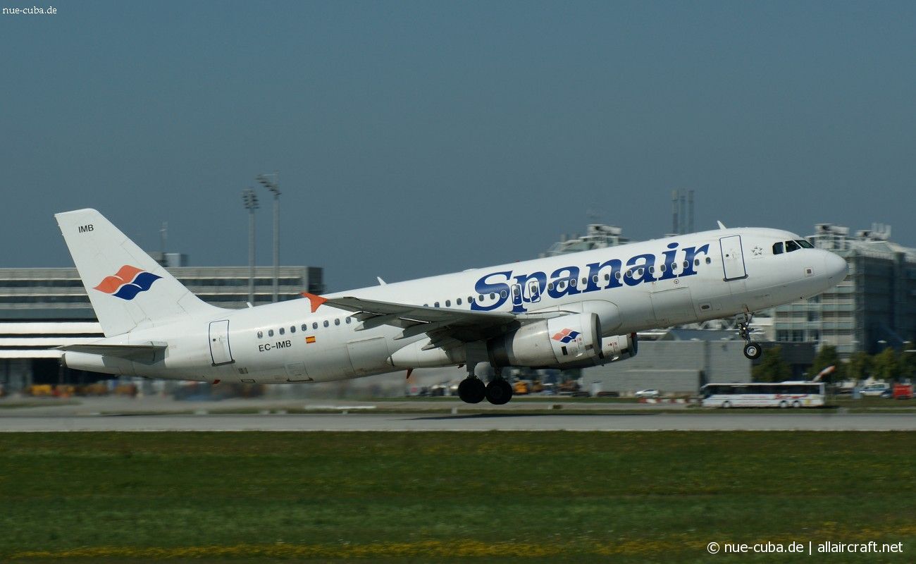 EC-IMB (cn 1933) Airbus A320-232