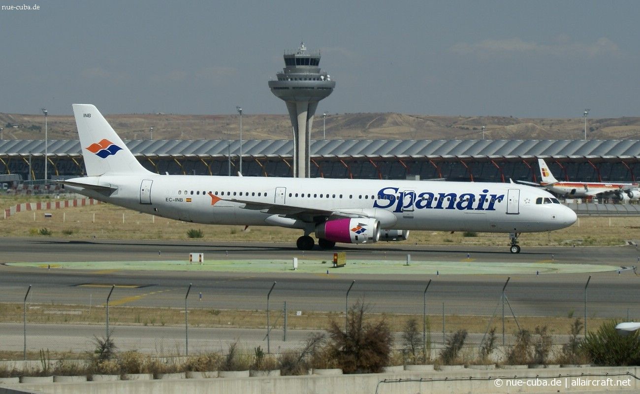 EC-INB (1946) 2003 Airbus A321-231