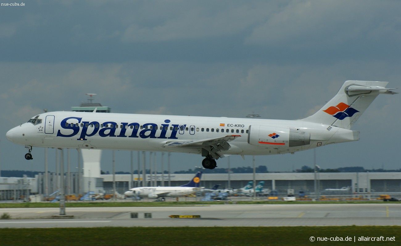 EC-KRO (cn 55067) Boeing 717-23S
