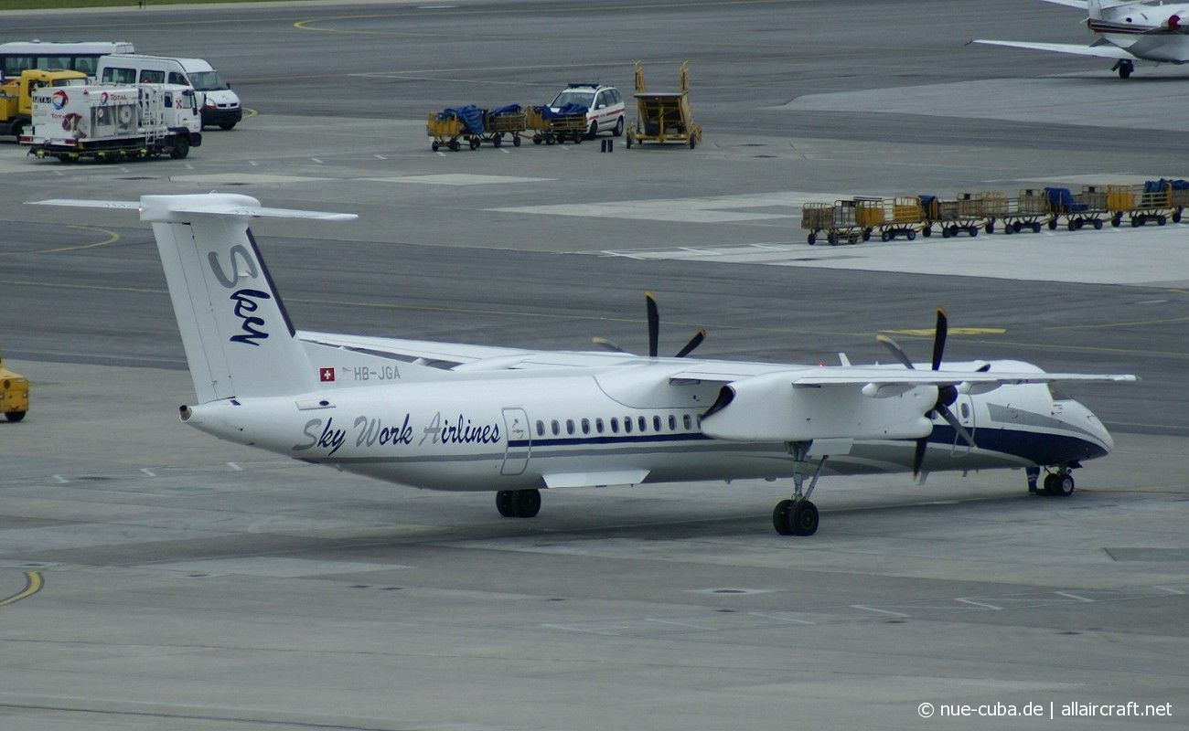 HB-JGA (cn 04198) Dash 8-Q402