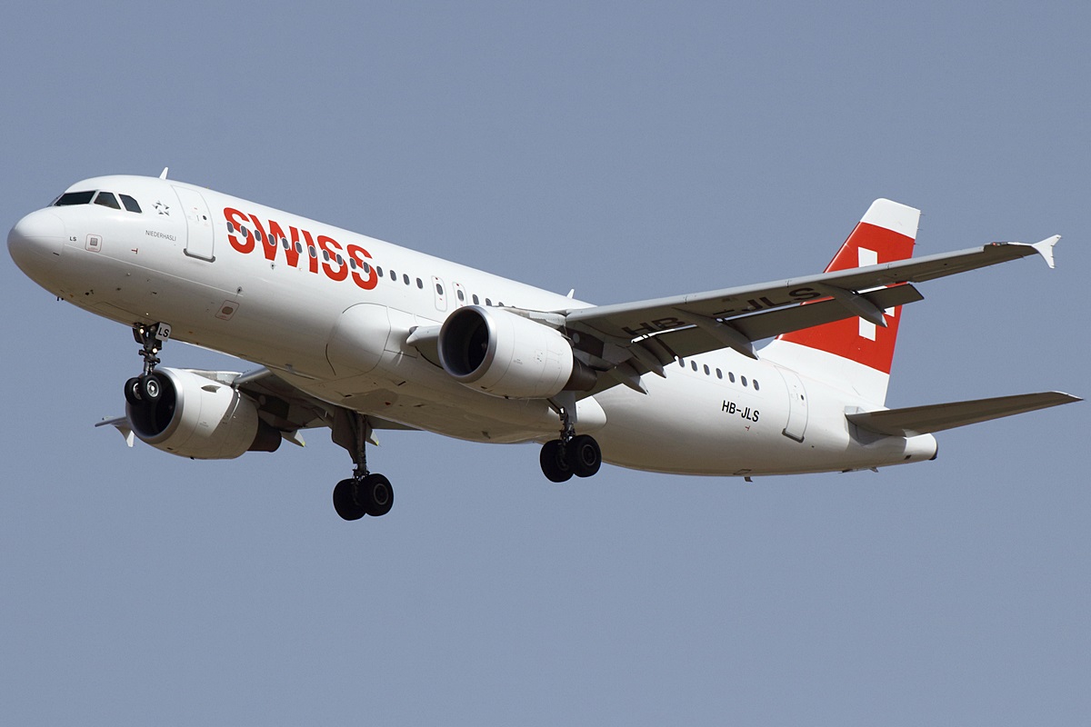 HB-JLS (5069) 2012 Airbus A320-214