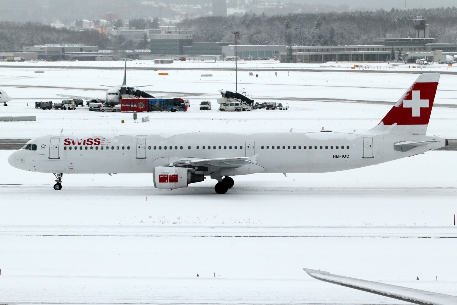 HB-IOD, (cn 522), Airbus A321-111