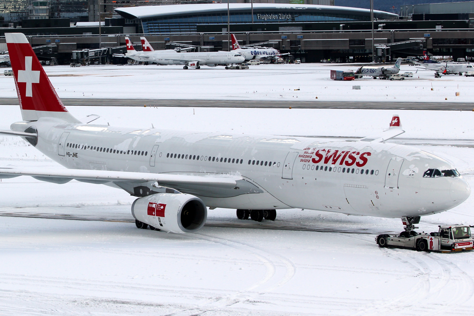 HB-JHE, (cn 1084), Airbus A330-343