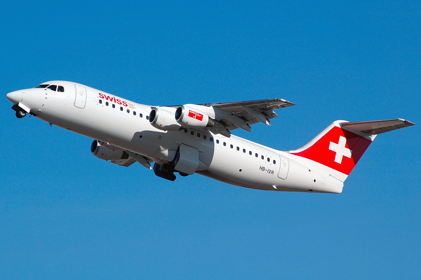 HB-IXR (E003281) British Aerospace Avro RJ100