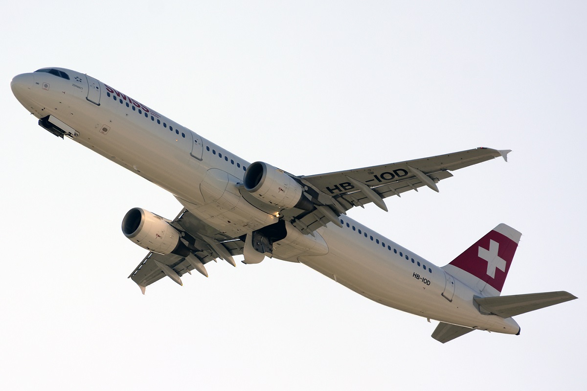 HB-IOD, (cn 522), Airbus A321-111