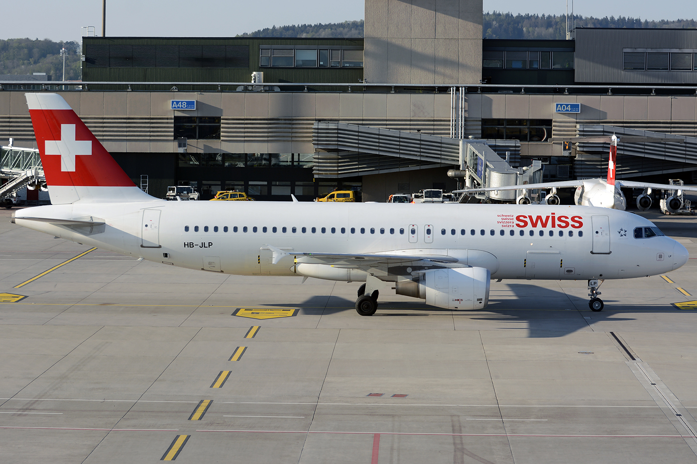 HB-JLP (4618) 2011 Airbus A320-214