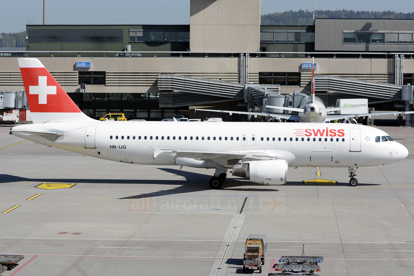 HB-IJQ, (cn 701), Airbus A320-214