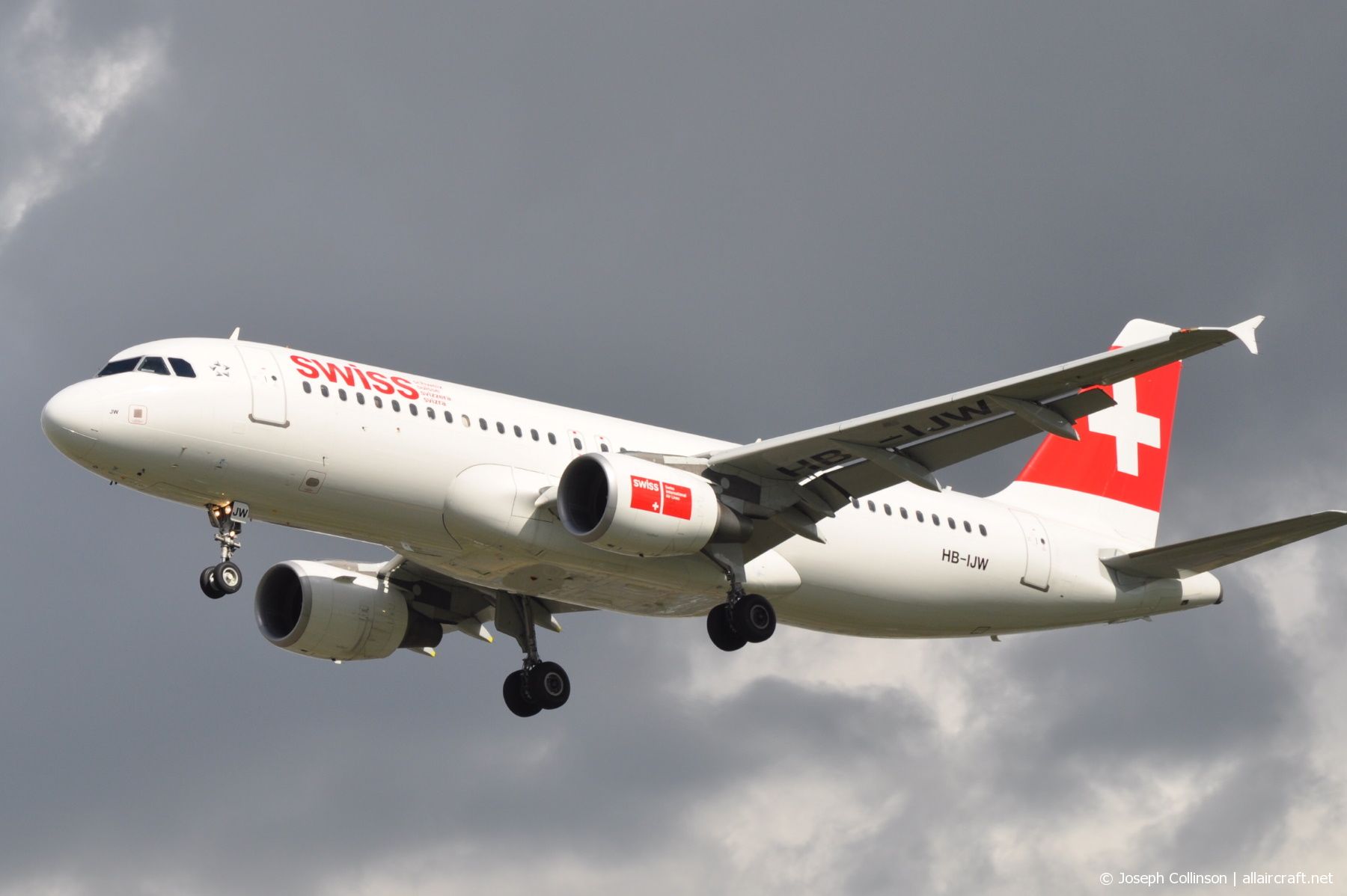 HB-IJW (2134) 2003 Airbus A320-214