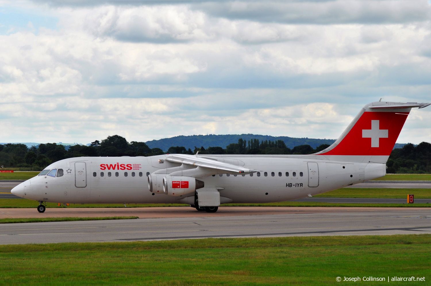 HB-IYR (E3382) 2001 British Aerospace Avro RJ100