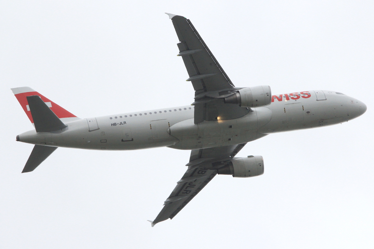 HB-JLR (5037) 2012 Airbus A320-214