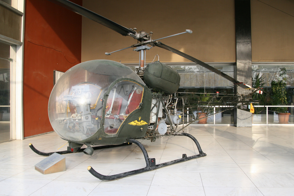 ES709 (cn 3999) Bell OH-13S Sioux
