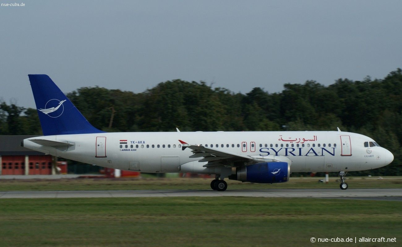 YK-AKA (886) 1998 Airbus A320-232