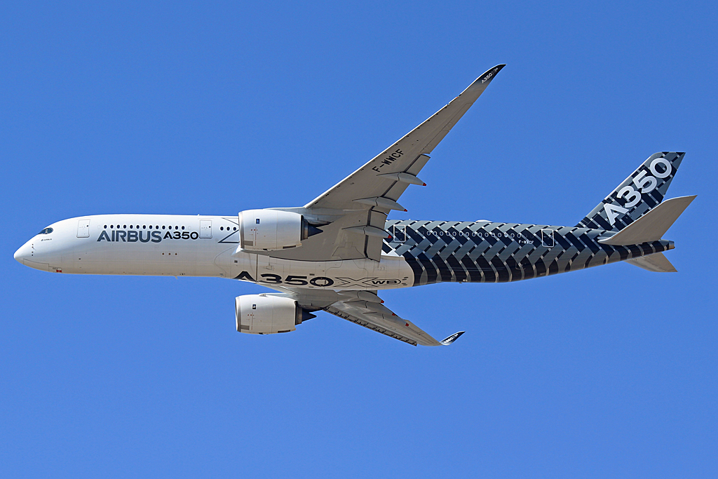 F-WWCF (002) 2014 Airbus A350-941