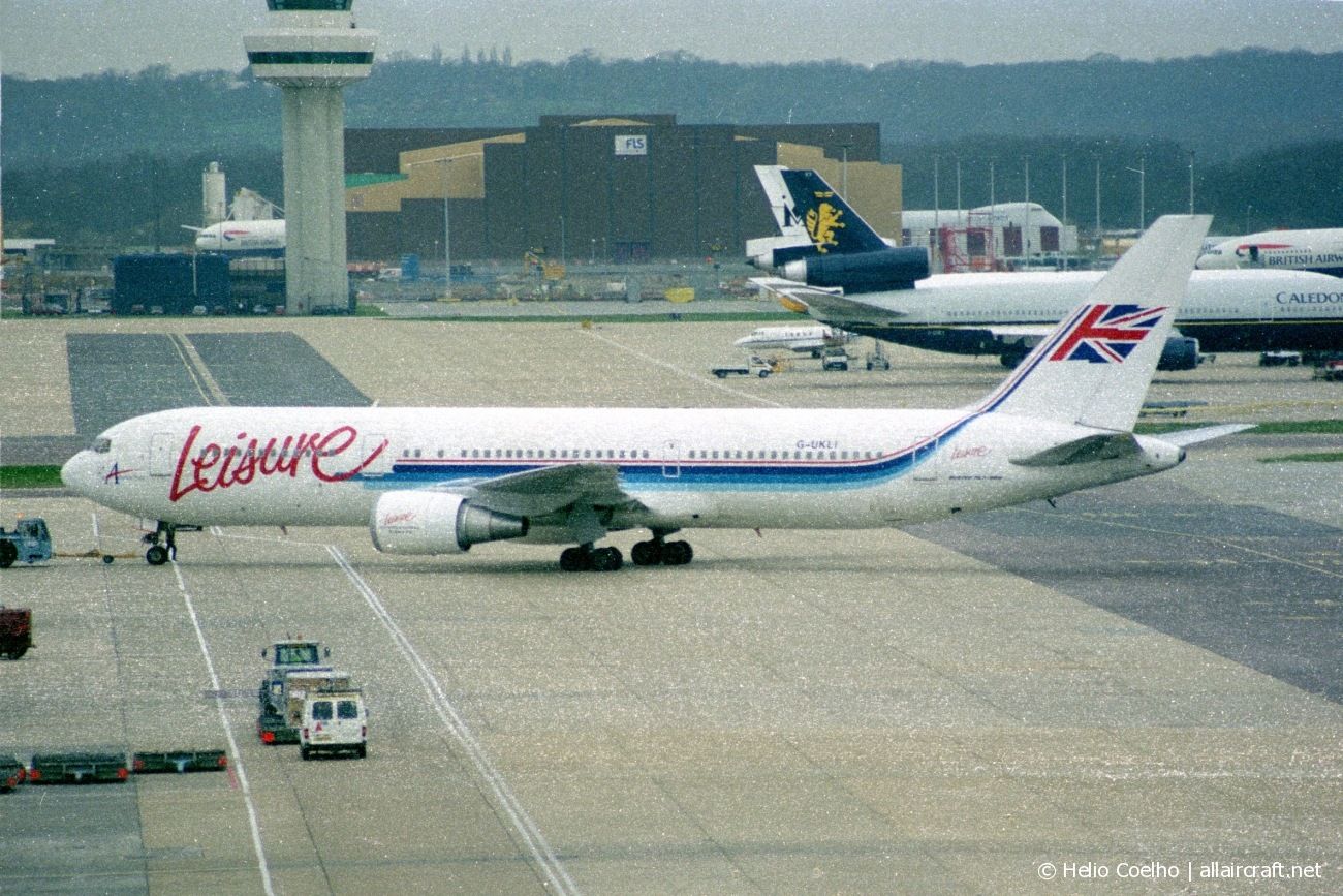 G-UKLI (26257) 1993 Boeing 767-39H